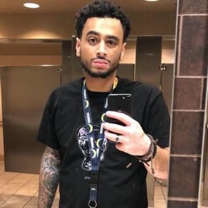 Meet your Posher, Adrian